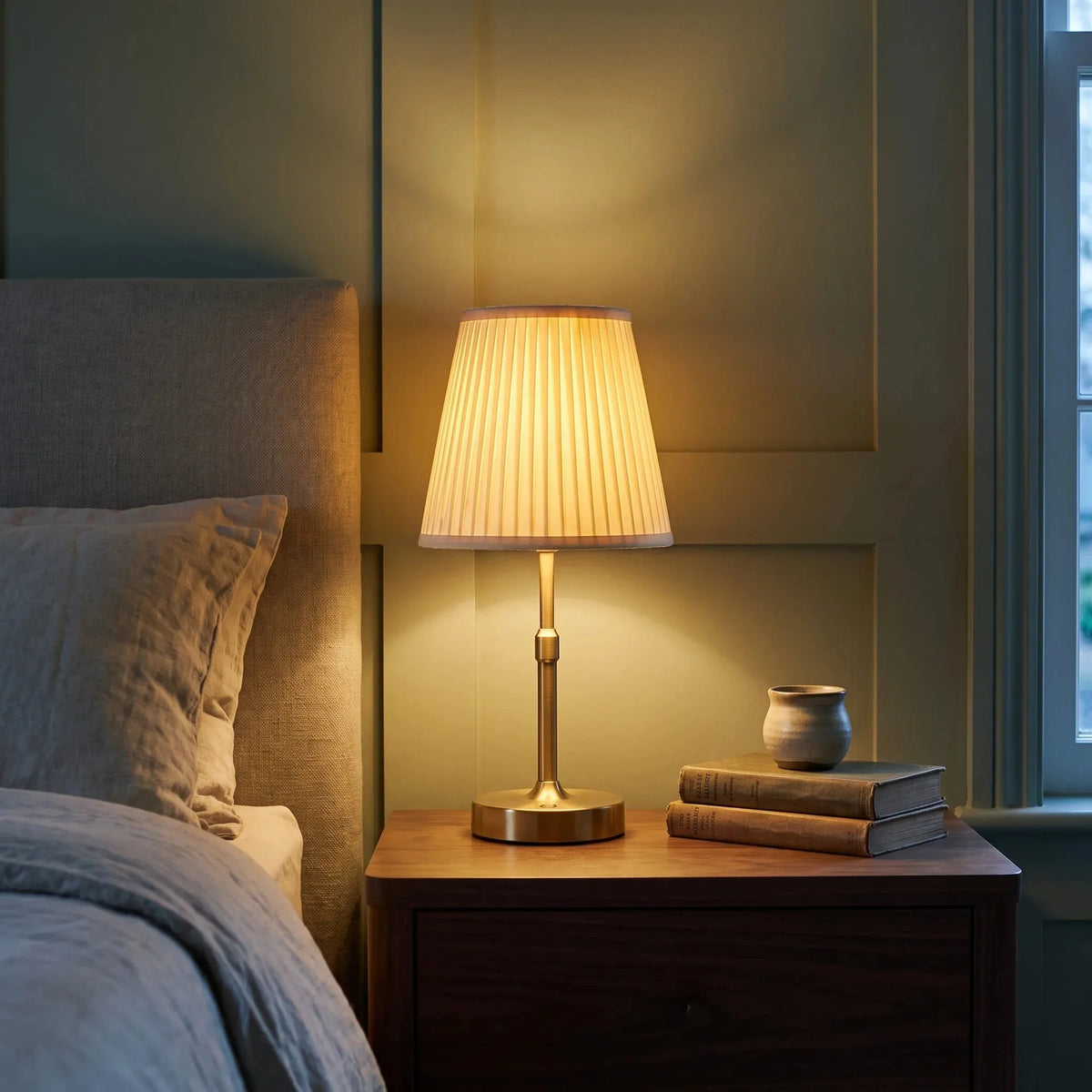 Slim Pleated Cordless Table Lamp
