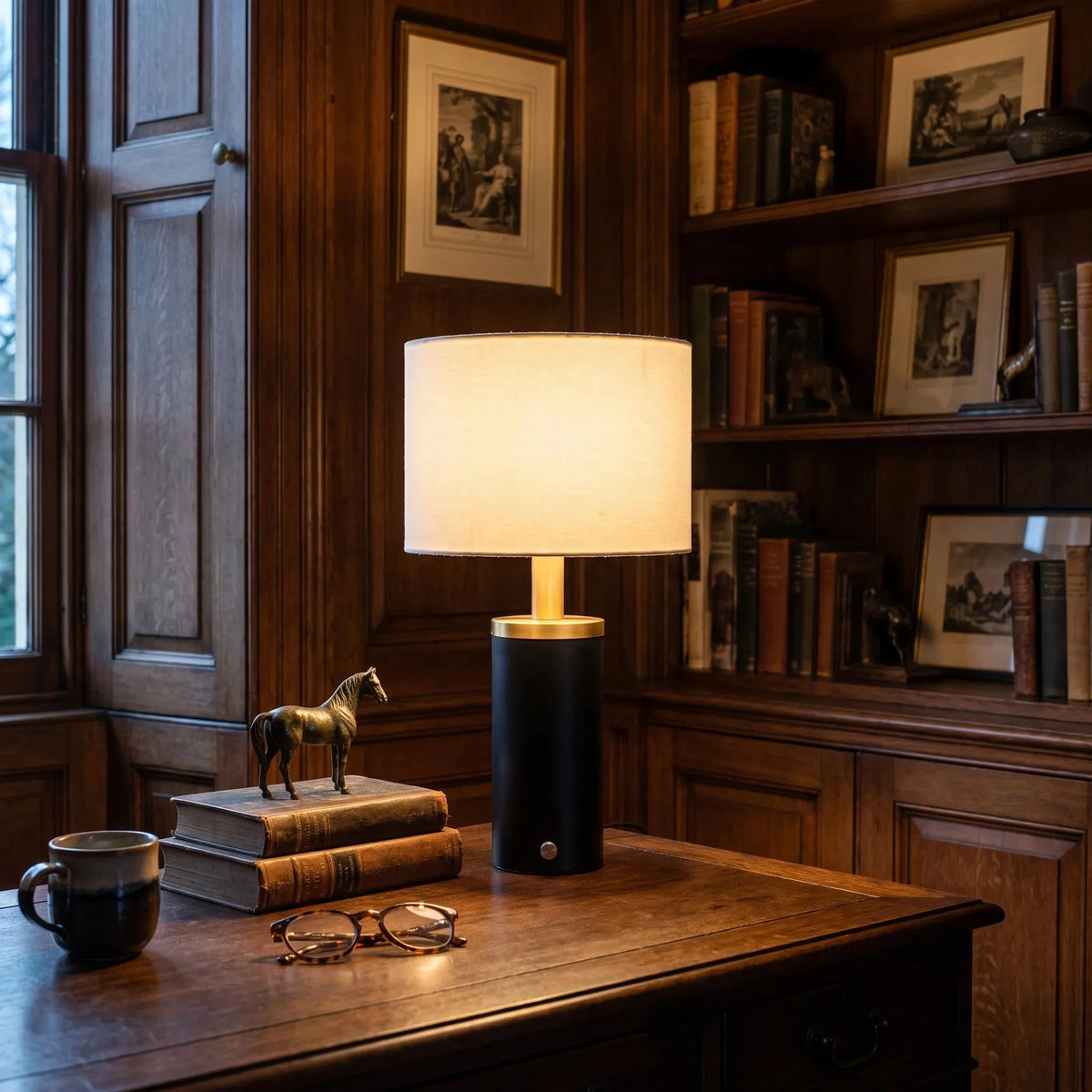 Matte Black Drum Shade Table Lamp
