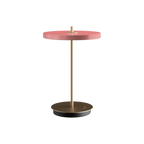Cordless rechargeable LED table lamp, brass base, in rose