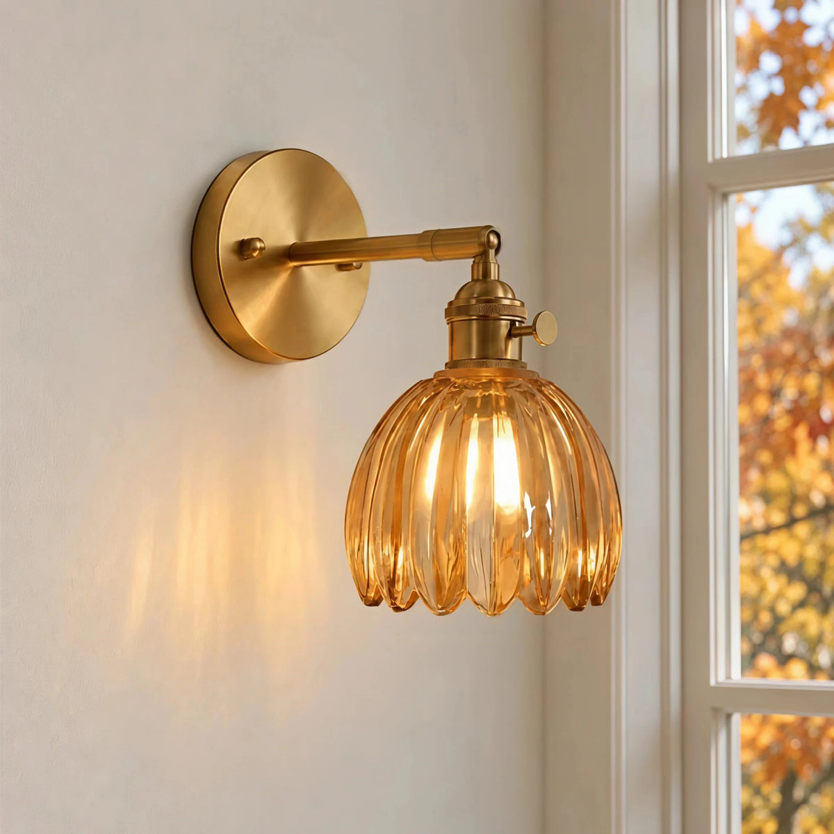 Fluted tulip glass wall light, Amber, Single