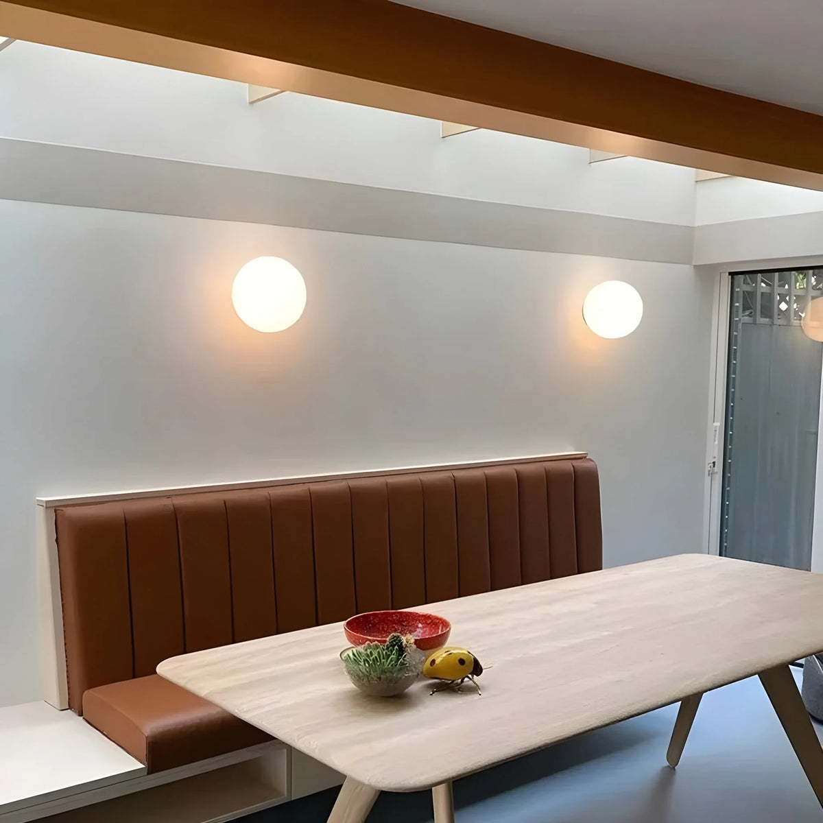 Light for Dining and Reading