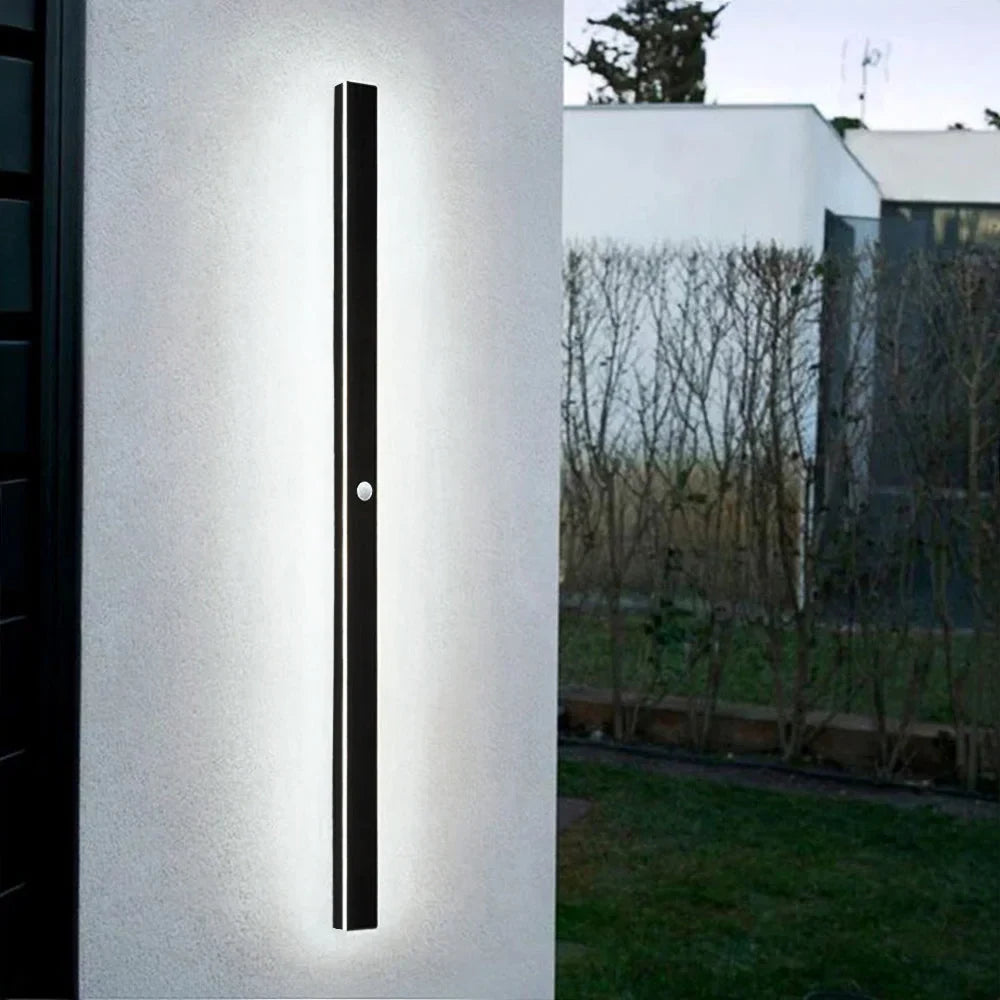 Linear LED outdoor wall light, 30cm, White with motion sensor
