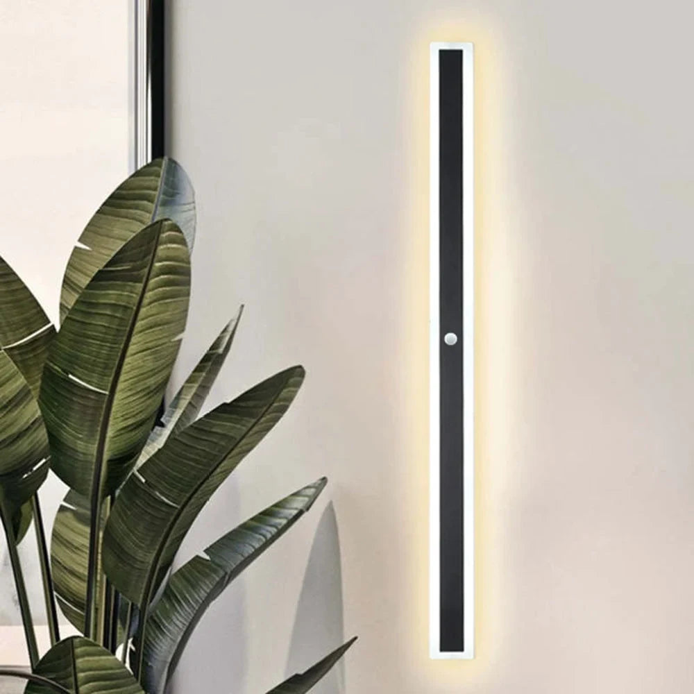 Linear outdoor wall light with a clear edge, 30cm, 12W, Dimmable with remote, Motion sensor