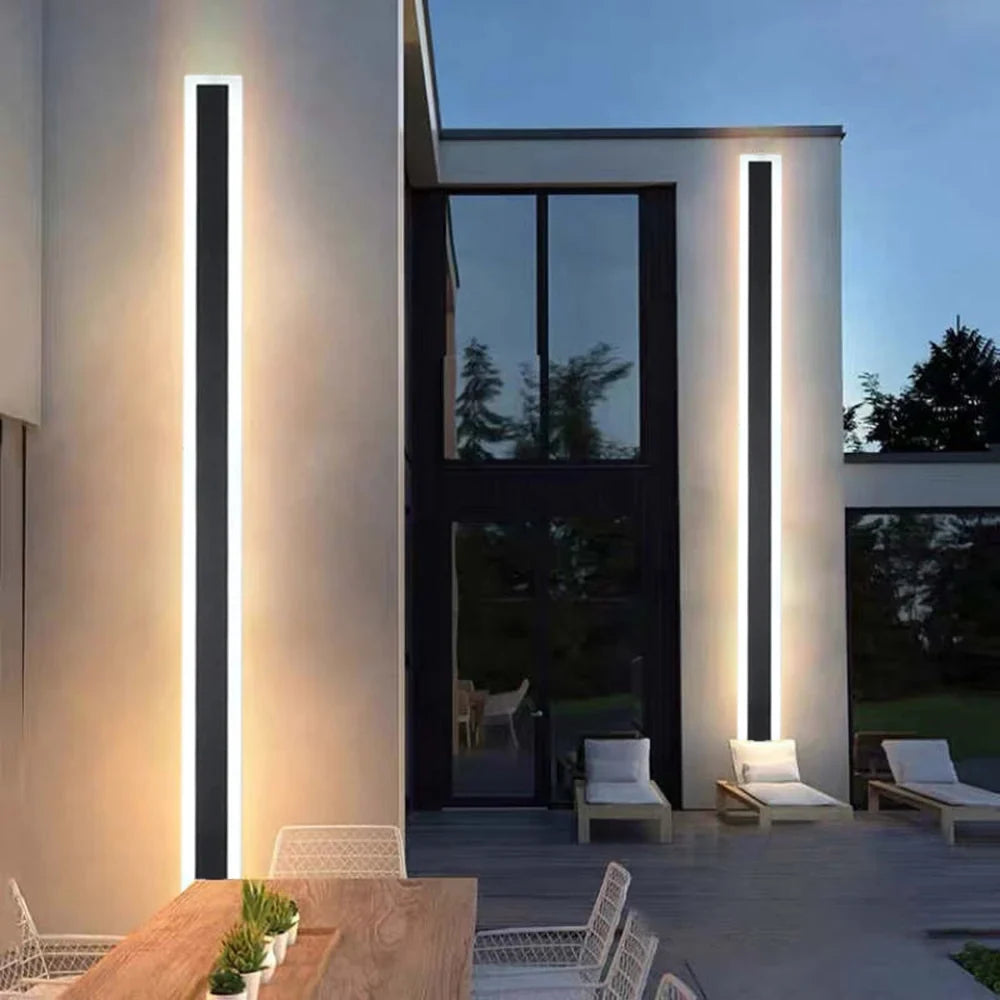 Linear outdoor wall light with a clear edge, 30cm, 12W, Dimmable with remote, No sensor
