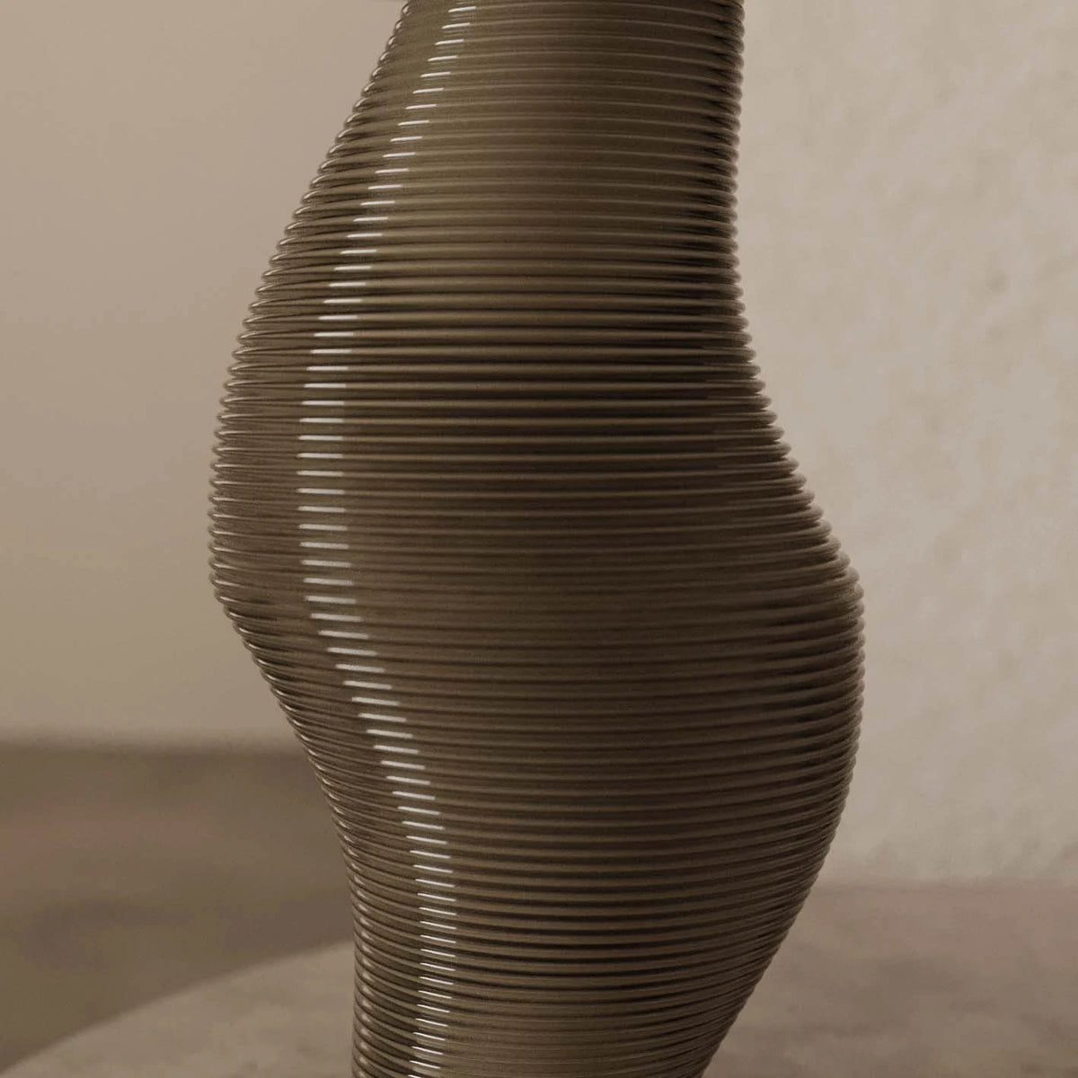 Fine Horizontal Ribbing