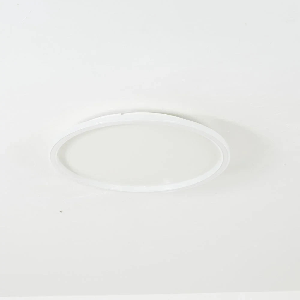 Round LED ring flush ceiling light, in white