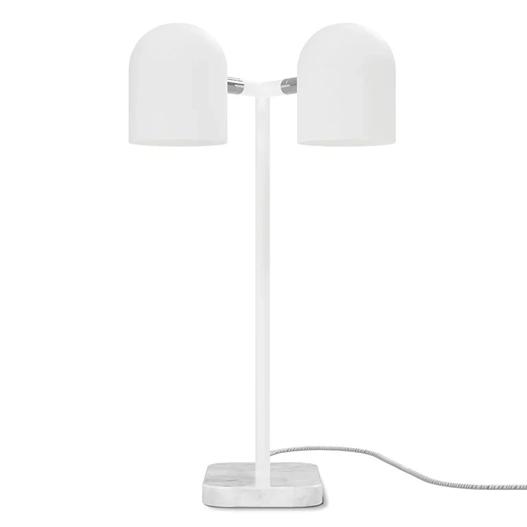 Twin-head adjustable table lamp, in matte white, from the front